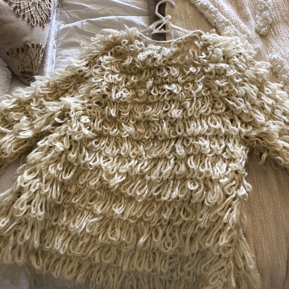 LF Fur Coat - Picture 3 of 5